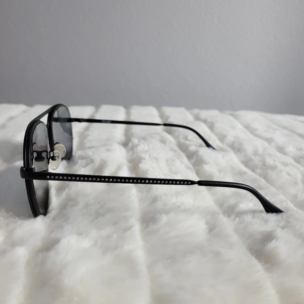QUAY // ltd ed lizzo luxe rhinestone aviators matte black frame smoke lenses